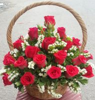 Âm thầm bên em