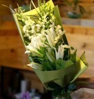 Hoa bó tặng đại biểu