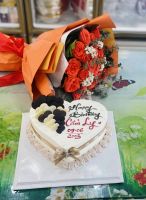 HB(44) Bánh kem hoa tươi